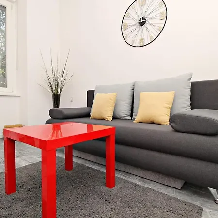 Apartment Cute *